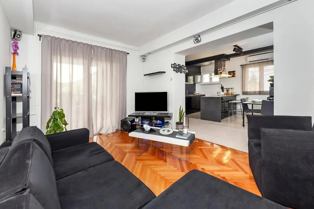 Apartment Cave Rovinj