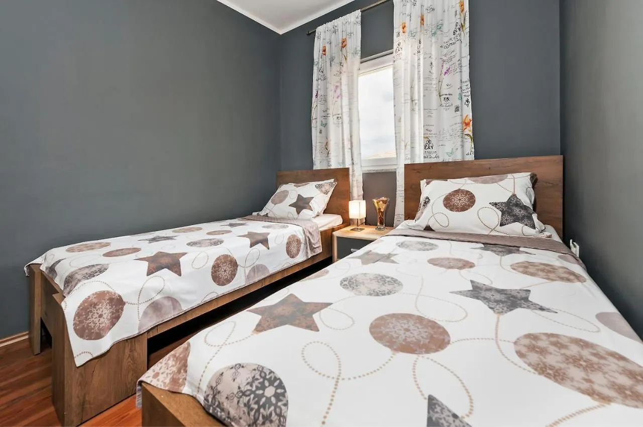 Apartment Cave Rovinj 0*,  Kroatien